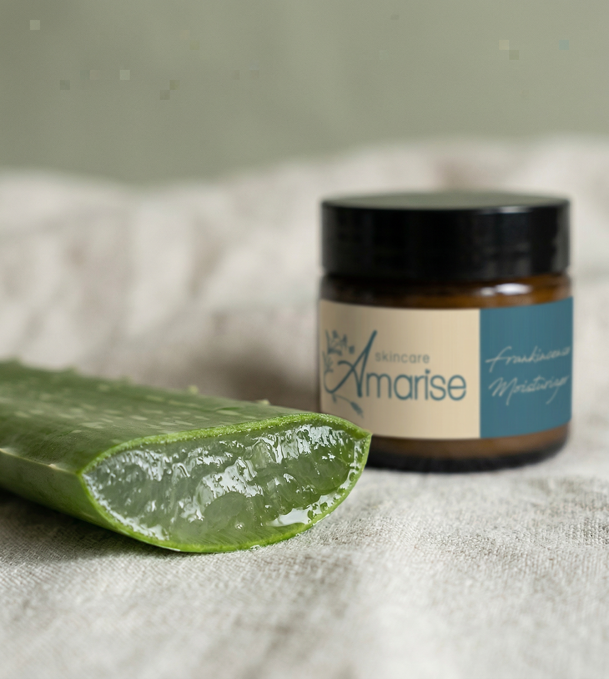 Frankincense Moisturiser gallery image 4